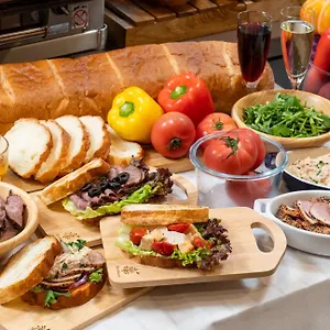 https://the-breakfast-fukuoka-tenjin.fukuoka-hotels.net